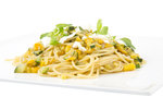 Spaghetti z cukinią, świeżą bazylią i oregani opruszone serem feta.jpg Spaghetti z cukinią, świeżą bazylią i oregani opruszone serem feta.jpg