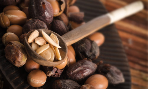 Olej arganowy w kuchni. Drogocenny olej z Maroka. Przepis na Amlou – marokańską nutelle