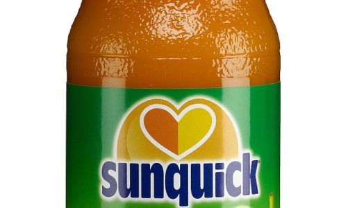 Mieszanka naturalnych soków owocowych z ananasów, pomarańczy, marakui, mango, bananów i moreli