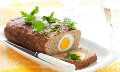 Jak upiec mięso żeby było kruche, soczyste a jego wyśmienity smak będzie rozpieszczać kubki smakowe