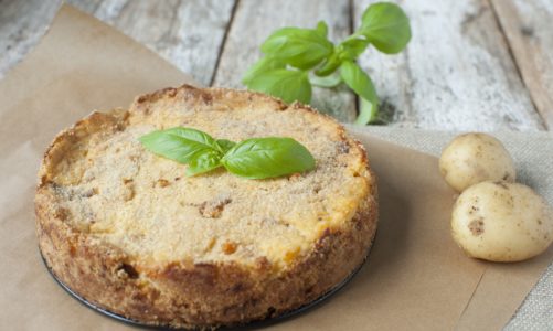 Neapolitański przysmak ciasto ziemniaczane