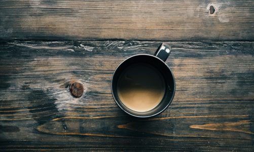 Burza w filiżance, czyli czy warto pić kawę?