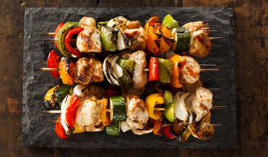 Smak grilla jesienią i zimą, czyli przysmaki prosto z patelni grillowej