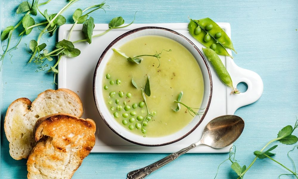 Zupa na słodko i pikantnie – przepis na wiosenną dietę