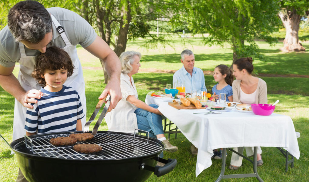 Grill w porządku, czyli sposoby na szybkie i skuteczne czyszczenie