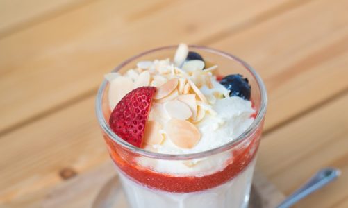 Orientalnie i na słodko – przepis na pyszny letni deser