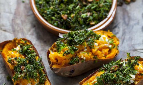 Jarmuż kocha bakalie