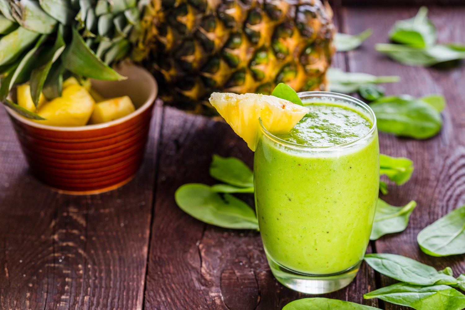 OrzeĹşwiające smoothie z owocami