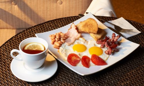 Najlepsza do śniadania – aromatyczna herbata