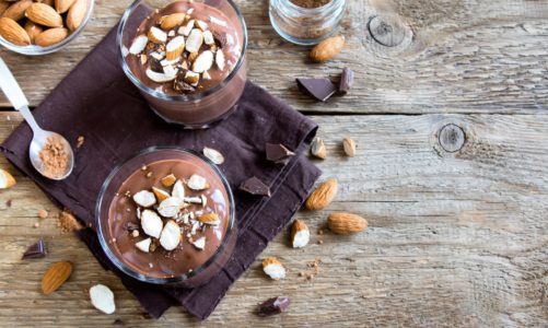 Wegetariańskie desery z wykorzystaniem bakalii