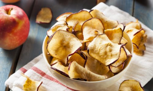 Chipsy niekoniecznie ziemniaczane – z czego przygotować chrupiące talarki?