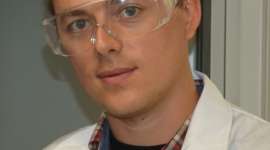 Nagroda AgroBioTop za opracowanie metody wytwarzania biopaliw Rolnictwo, BIZNES - Warszawa, 11 grudnia 2018 – W Warszawie wręczono prestiżową nagrodę naukową AgroBioTop, przyznawaną przez Komitet Biotechnologii Polskiej Akademii Nauk. Laureatem został dr hab. inż. Piotr Oleśkowicz-Popiel z Instytutu Inżynierii Środowiska Politechniki Poznańskiej.