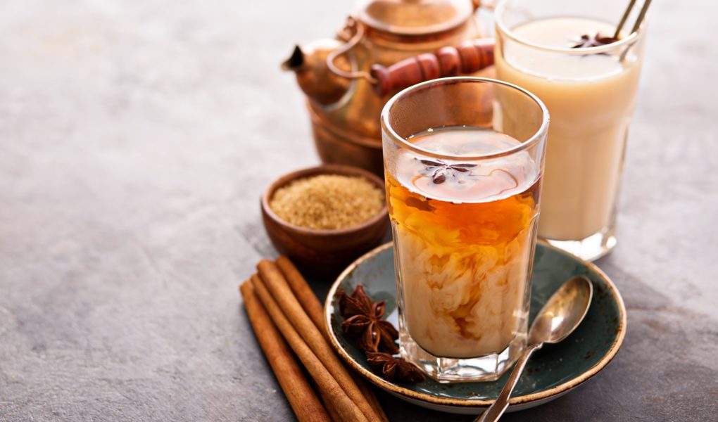 Herbata z mlekiem – czy warto eksperymentować?