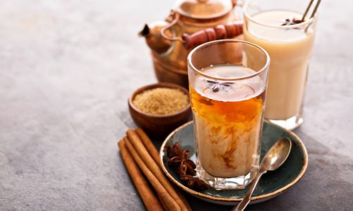 Herbata z mlekiem – czy warto eksperymentować?