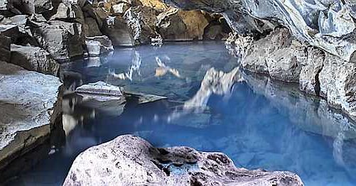 Mineralna, Ĺşródlana, a może stołowa? Jaką wodę wybierać?