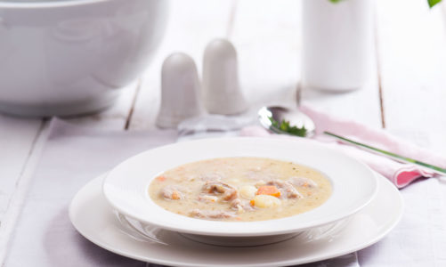 Żurek czy barszcz biały? Co różni te zupy?