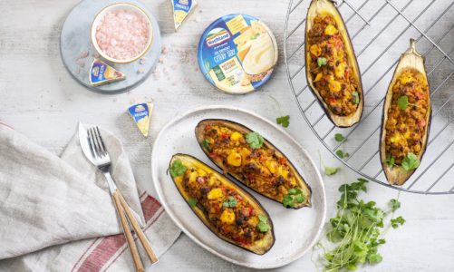 Przepis na grillowane bakłażany z farszem serowo-mięsnym i kolendrą