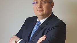 Musimy uczyć się wyrzucać śmieci