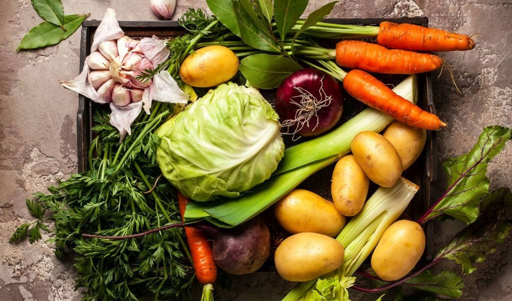 WAKACYJNA DIETA – CO JEŚÄ W OKRESIE LETNIM?