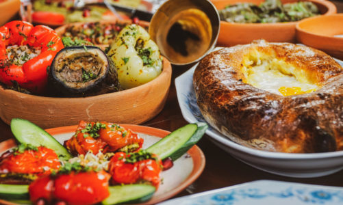 Gruzińskie i ormiańskie dania, które pokochali Polacy