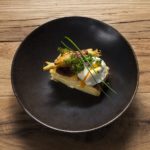 Gratin dauphinois zapiekanka ziemniaczana z szparagami ,jajkiem poshe_Francja Ziemniaczanym szlakiem przez Peru i kraje Europy