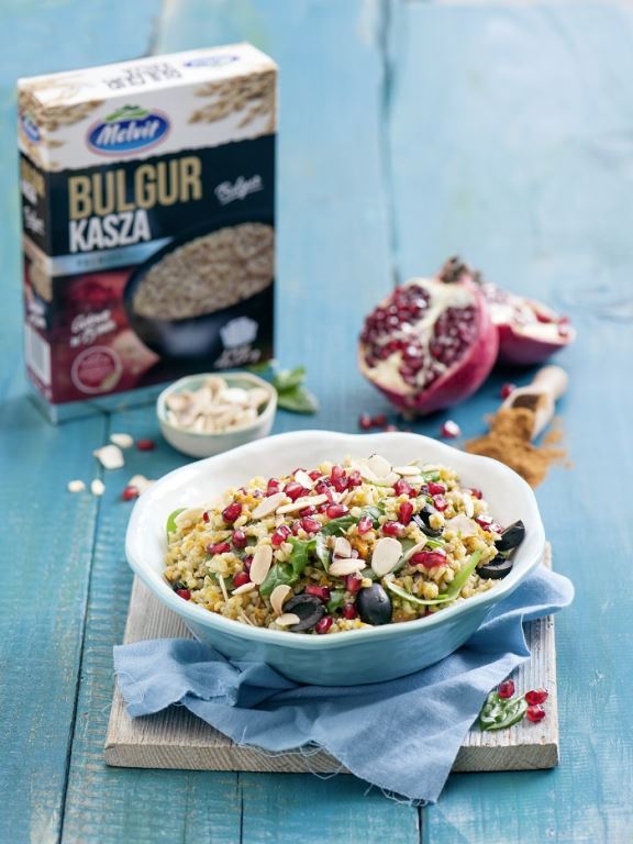 Marokanska salatka z bulgurem, granatem, migdalami, marchewka i ziolowym pesto _thermomix_small