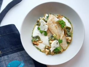 Turbot bałtycki na cytrynowym musie z kalafiora i białej czekolady – Pan Tasak 20 marca, obchodzony jako Międzynarodowy Dzień Bez Mięsa (Meatout Day) dlatego pora na: Turbot w roli głównej – ryba, której się nie oprzesz